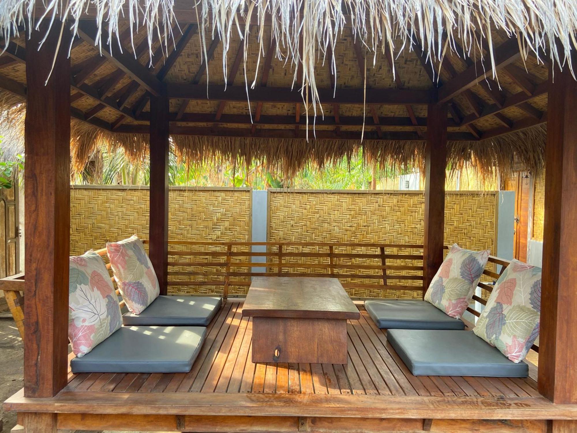 Villa Kinagu Gili Meno Exterior photo