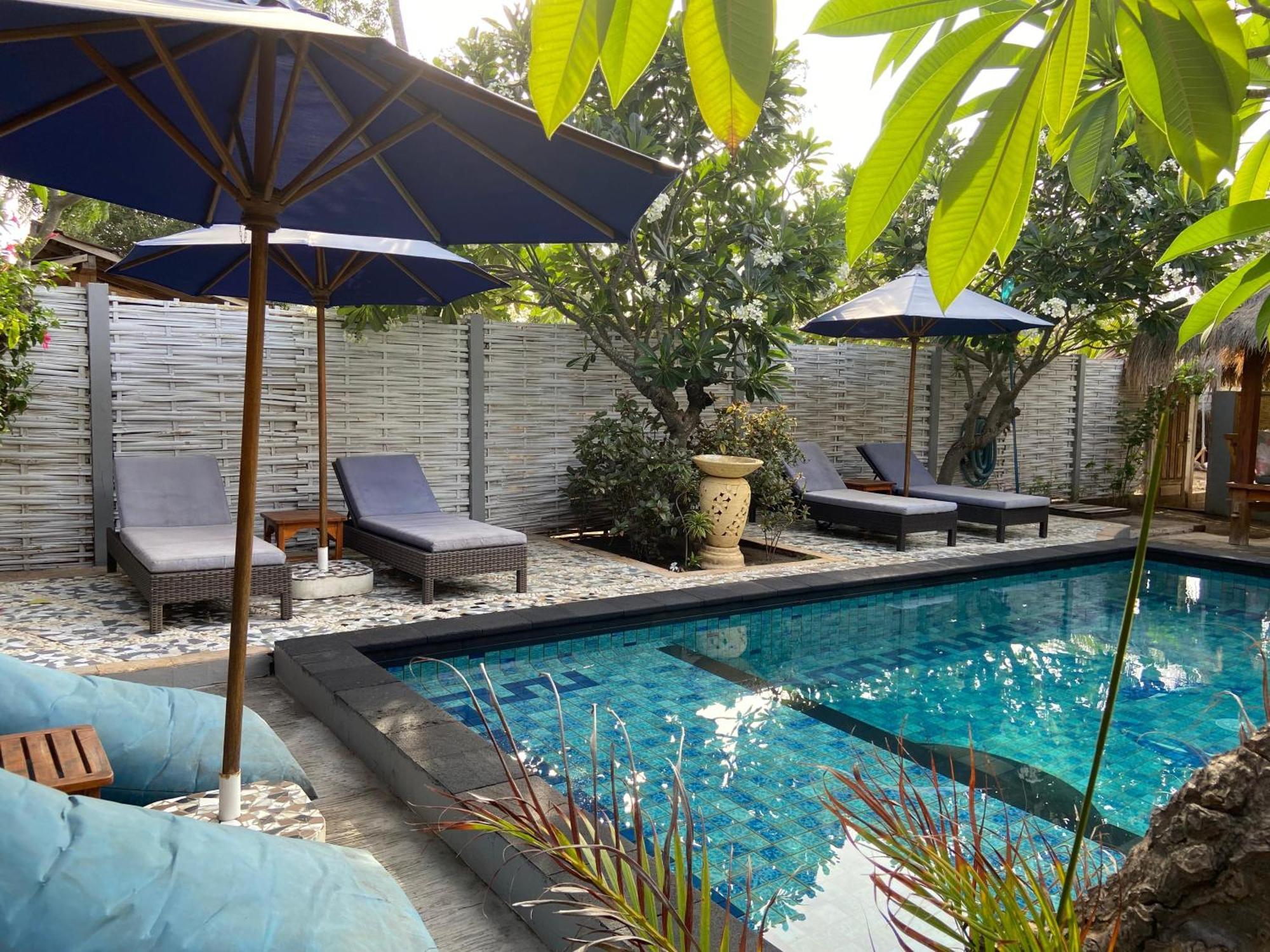 Villa Kinagu Gili Meno Exterior photo